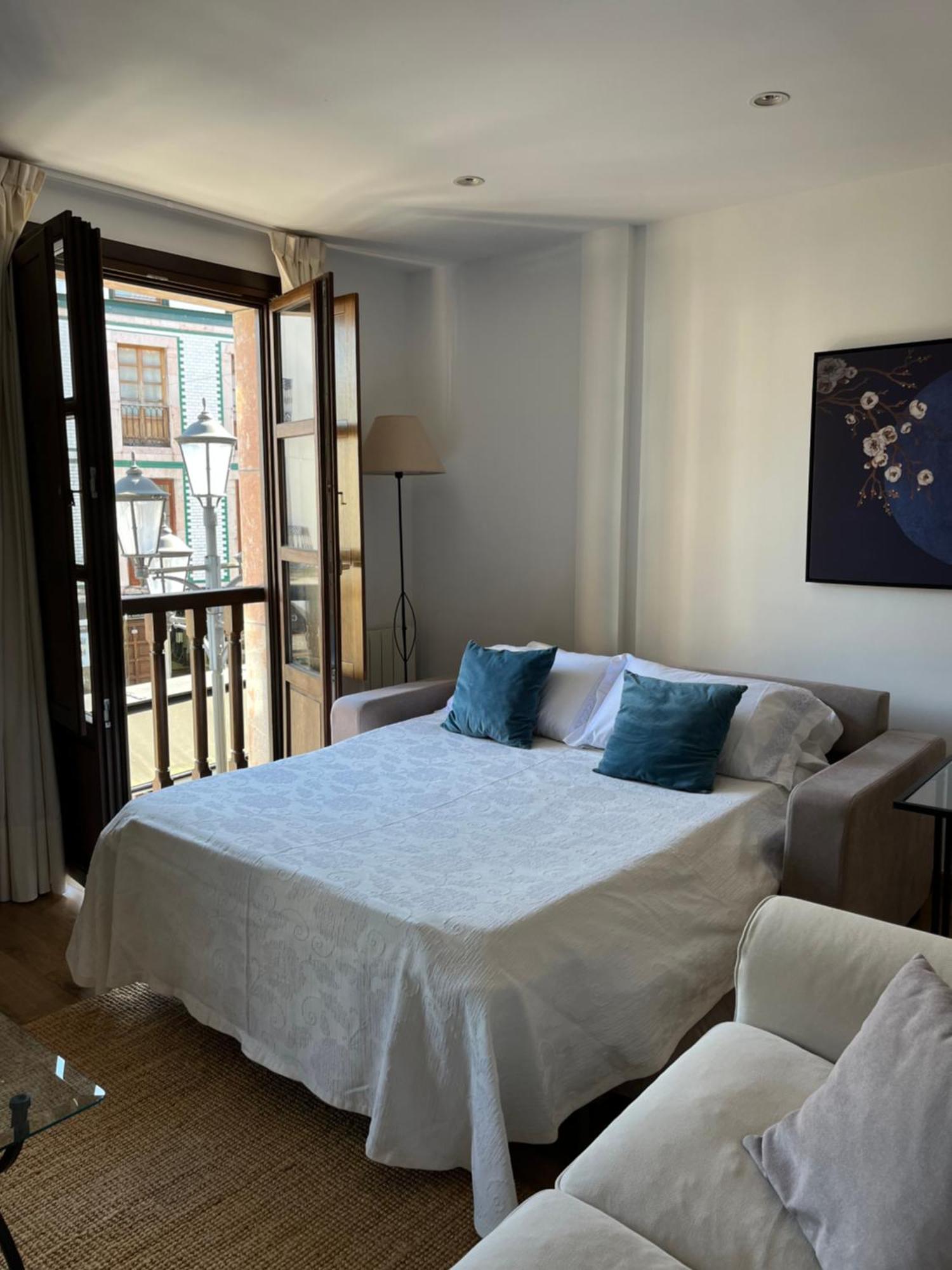 La Plaza De Llanes, Plaza Parres Sobrino, 6 Apartment ภายนอก รูปภาพ